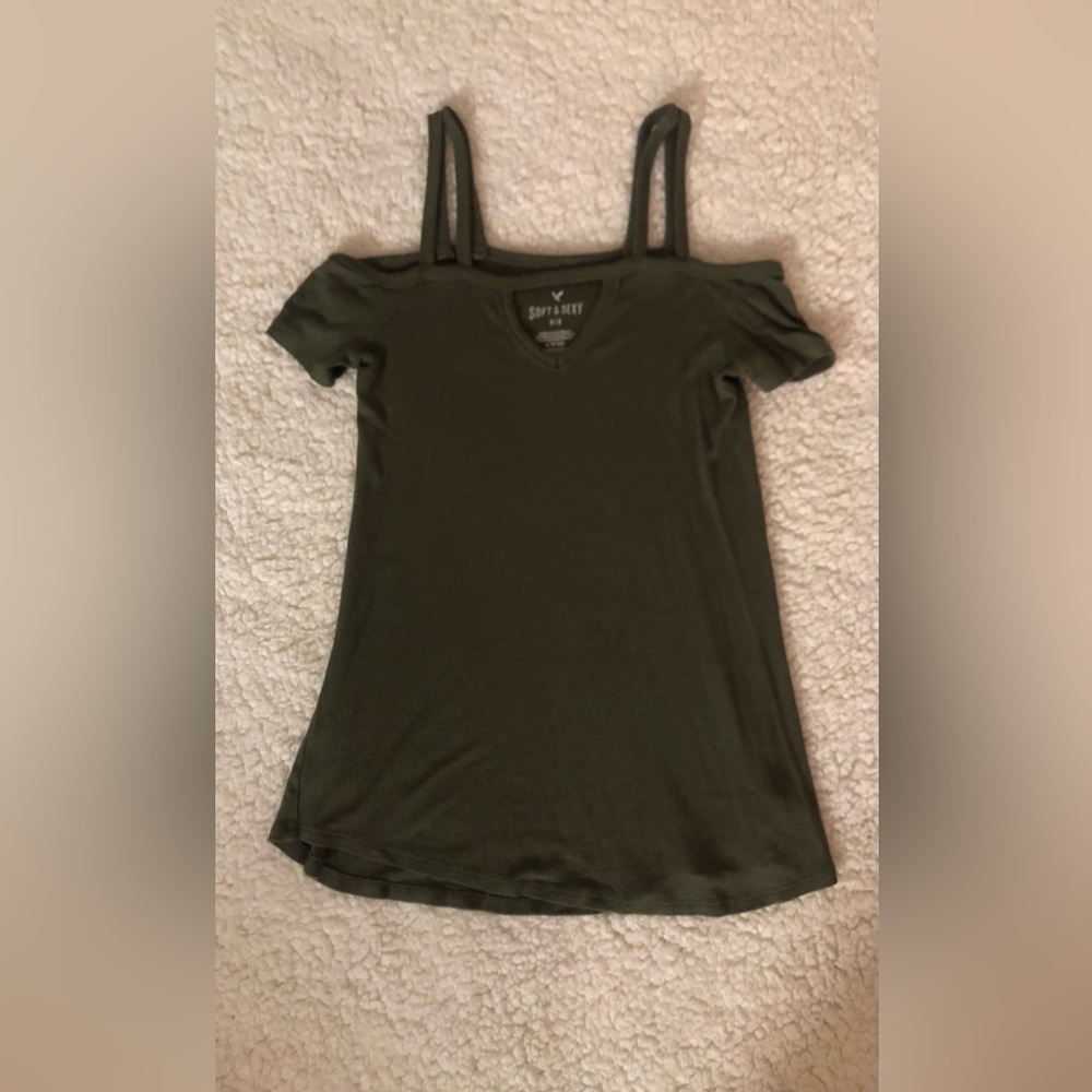 American Eagle top